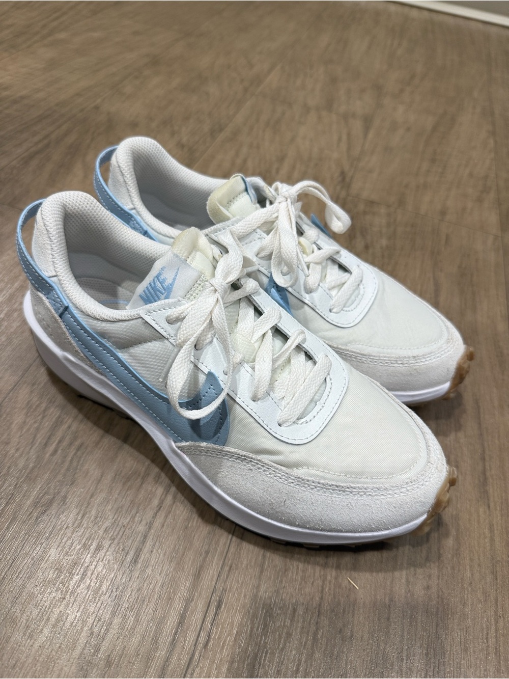 Nike Women's White and Light Blue Athletic Sneakers